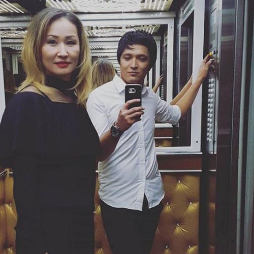 Айгерім Сырлыбаева & Назар Серік - Қара көзіме (2016)