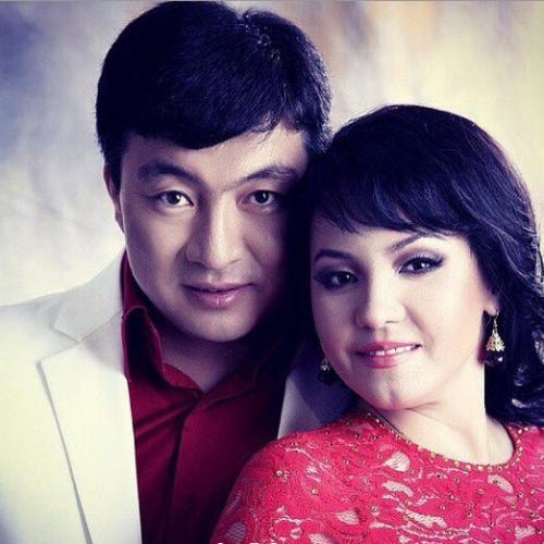 Тоқтар Серіков & Бейбіт Сейдуалиева - Біз бақытты жандармыз