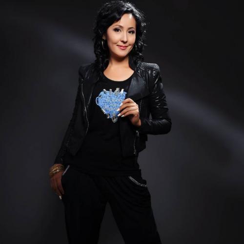 Индира Елубаева - Сезбейсің (2017)