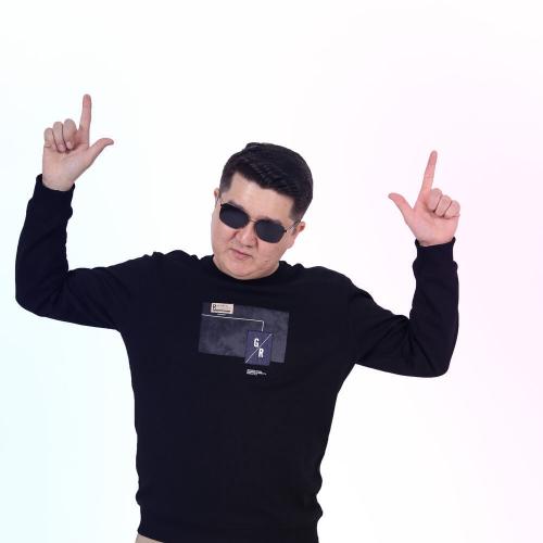 Адай Мұқанов - 40 жас