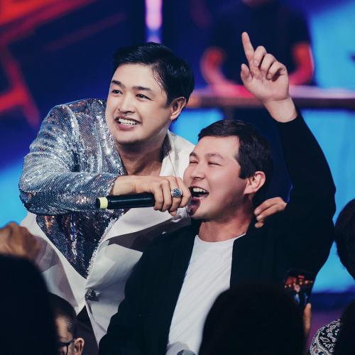 Adilet Jaygashar, Қанат Тасхан - Миллионым-Миллиардым