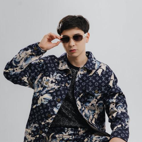 Aibek Baktybek - Майя