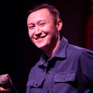 Айбек Теңізбаев