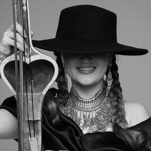 Акерке Тажибаева - Алматы түні