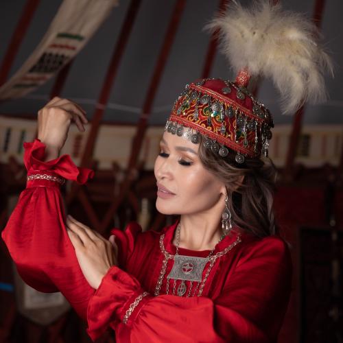 Ақниет Саматайқызы - Қыз