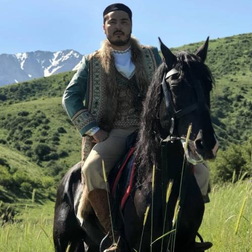 Асқар Мұқият - Біздің елдің жігіттері