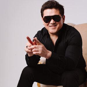 Құрмаш Қуанышбаев - Шудың бойында