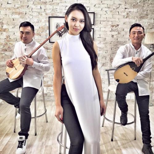 Made in KZ - Tuyo R.Amarante  (Narcos theme dombyra cover)