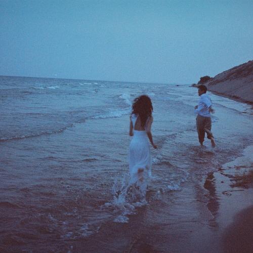 Mars&Sea, Amira Lyric - Latino