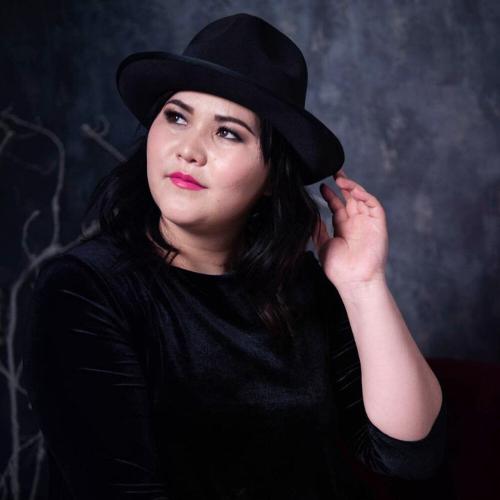 Нүрпейісова Мақпал - Сүйемін деші