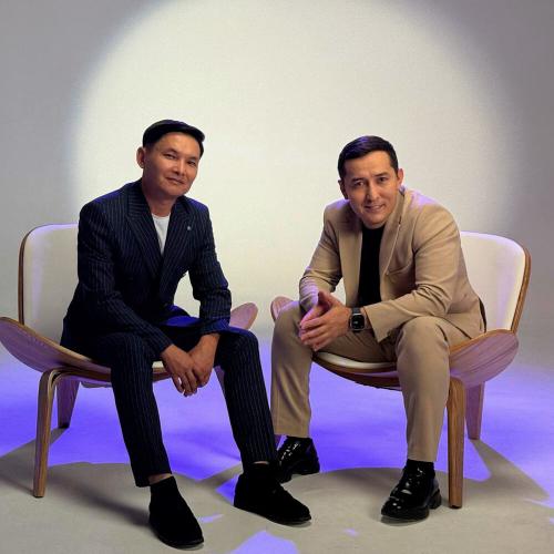 Орал Қоңқыш, Жандос Есімбеков - Сүйкімді қыз