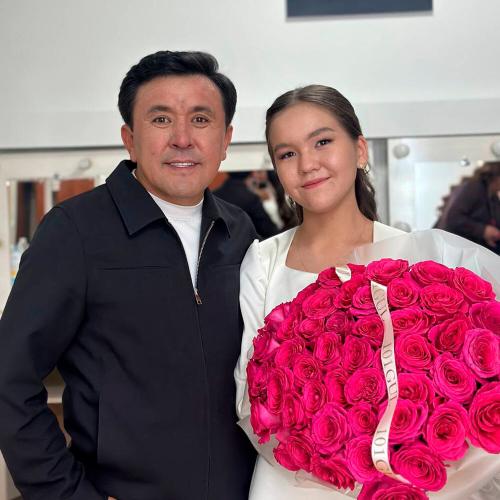 Заттыбек Көпбосынұлы, Айзере Заттыбекқызы - Әкесі мен қызы