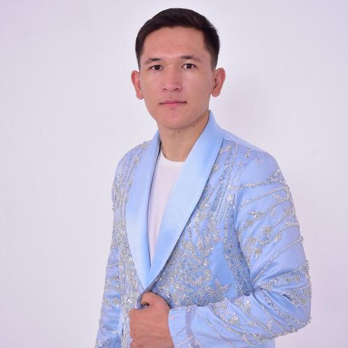 Жамбыл Ақжолов - Студент қыз