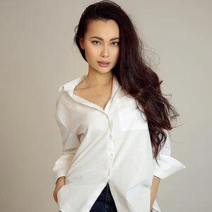 Zhanar Dugalova - Әке Ана